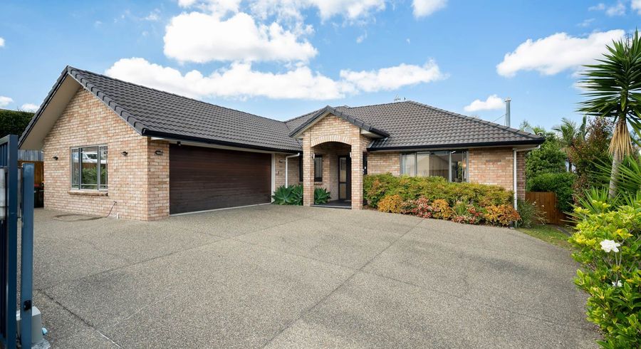  at 5 Saint Maroun Rise, The Gardens, Auckland