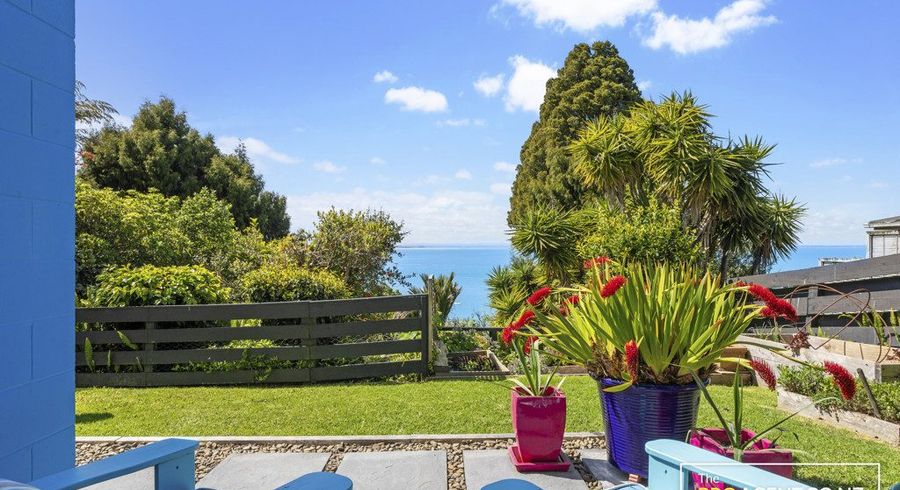  at 68 Kauri Point Road, Laingholm, Auckland