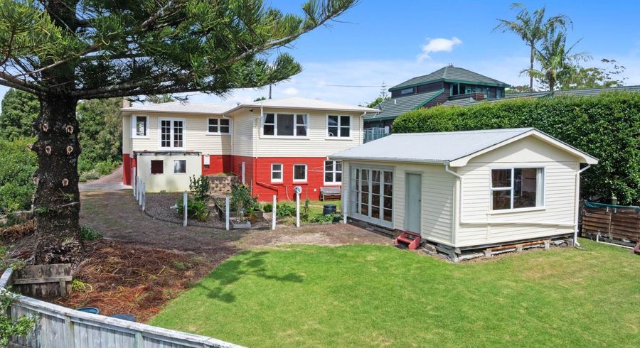  at 2 John Gill Road, Shelly Park, Manukau City, Auckland