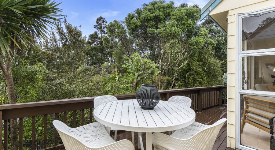  at 2/5 Karapiti Place, Glen Eden, Auckland