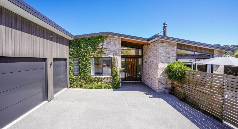  at 8 Caro Lane, Cracroft, Christchurch