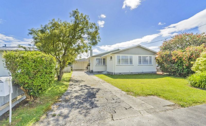  at 27 Duff Crescent, Highbury, Palmerston North