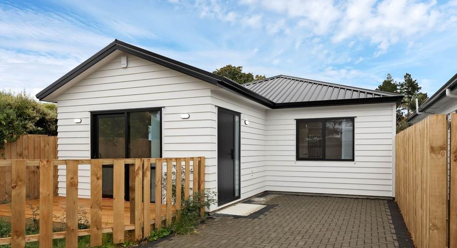  at 2/37 Clarkson Crescent, Otara, Manukau City, Auckland