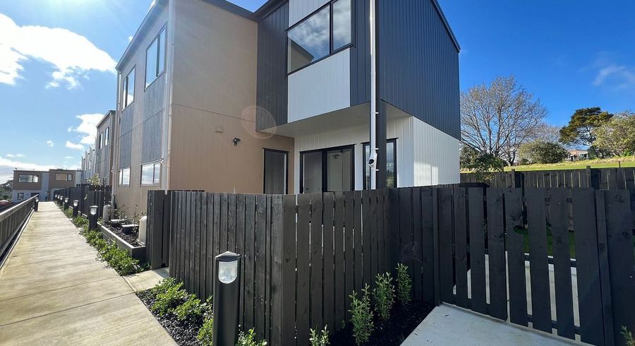  at 13/27 Glenorchy Street, Glen Eden, Waitakere City, Auckland