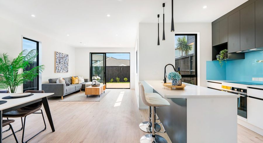  at 90 Picasso Drive, West Harbour, Waitakere City, Auckland