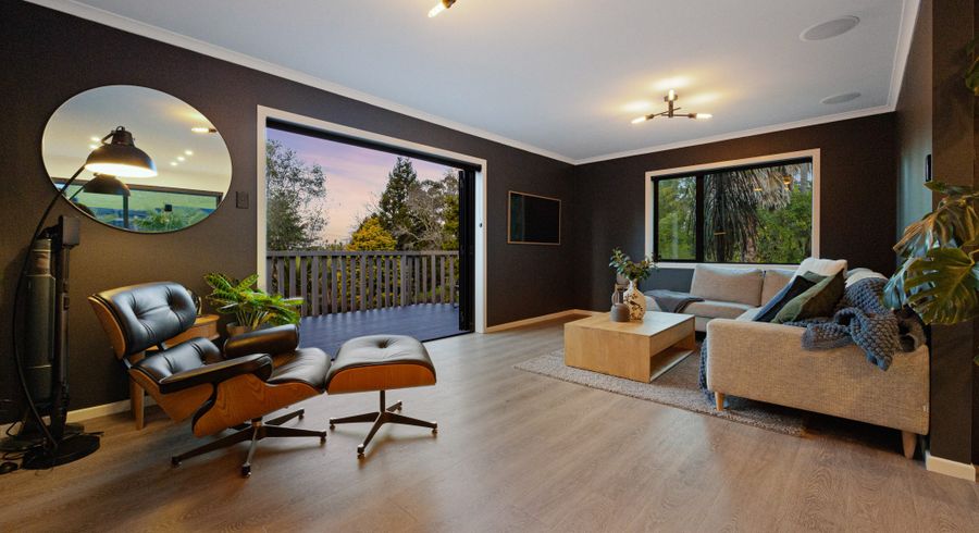  at 20 Laingfield Terrace, Laingholm, Waitakere City, Auckland