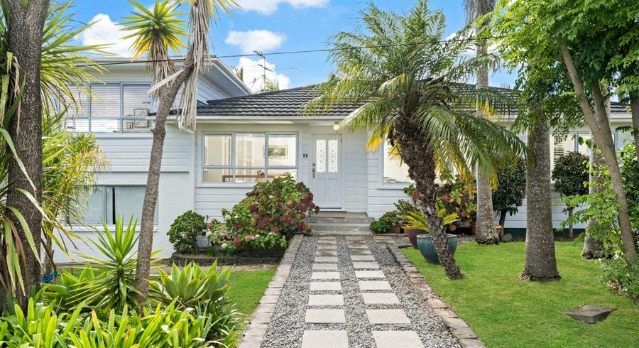  at 25 County Road, Torbay, Auckland