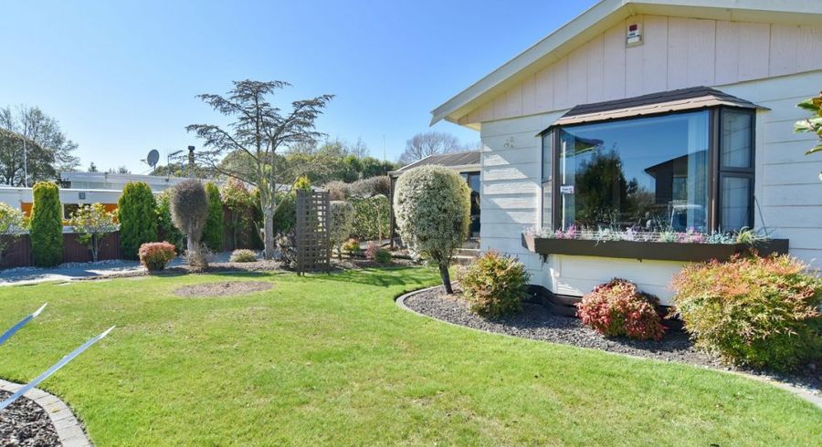  at 11 Stalkers Road, Woodend Beach, Woodend