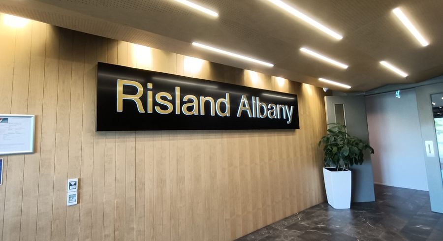  at 402/2A Munroe Lane, Albany, North Shore City, Auckland