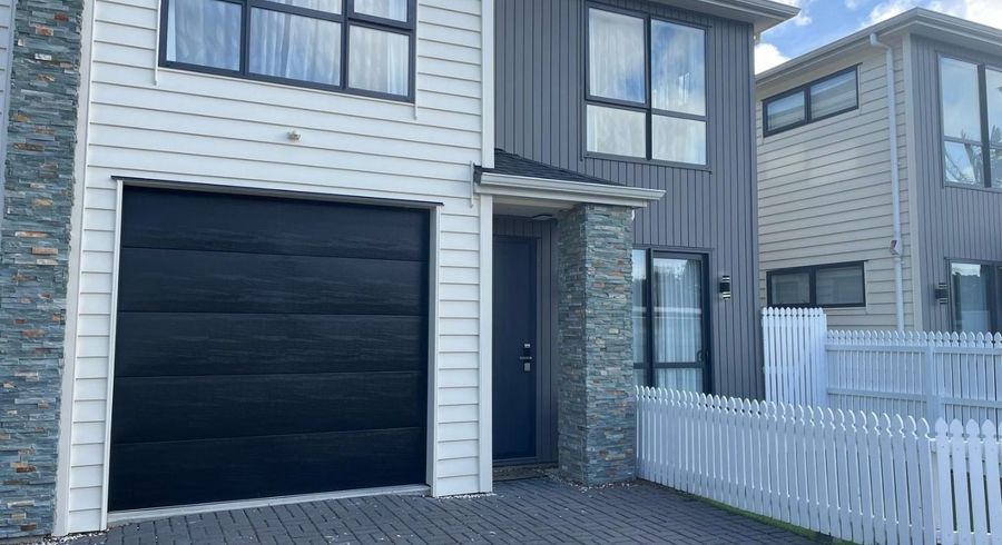  at 4C Carolyn St, Manukau, Manukau City, Auckland