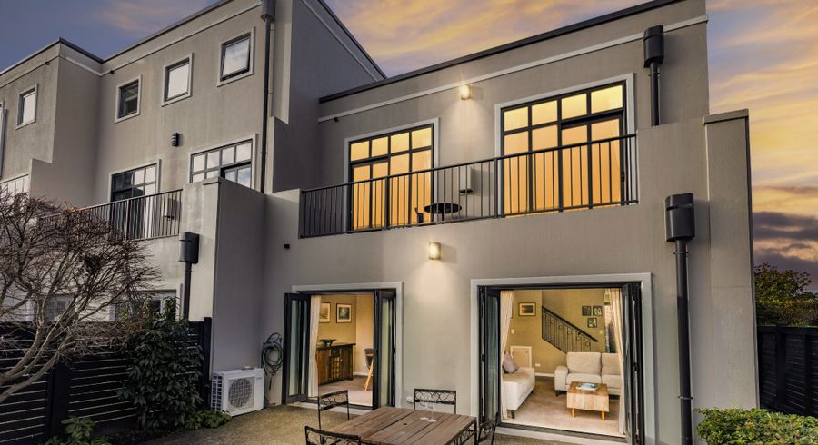  at 10 Country Club Terrace, Northwood , Christchurch City, Canterbury