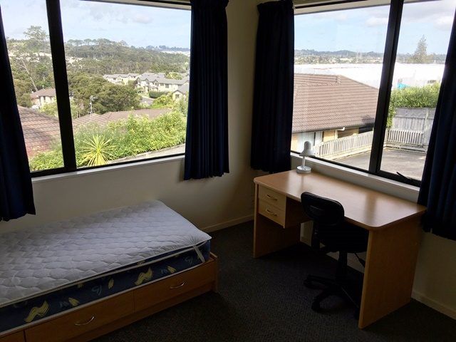  at 9 the Avenue, Albany, North Shore City, Auckland
