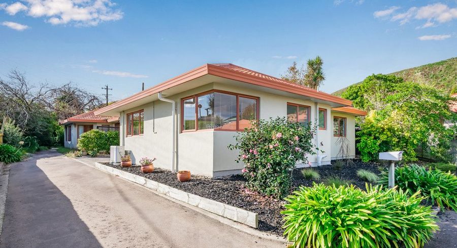  at 76 Hinemoa Street, Paraparaumu