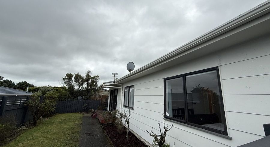  at 20 Mandeville crescent, Grenada Village, Wellington, Wellington