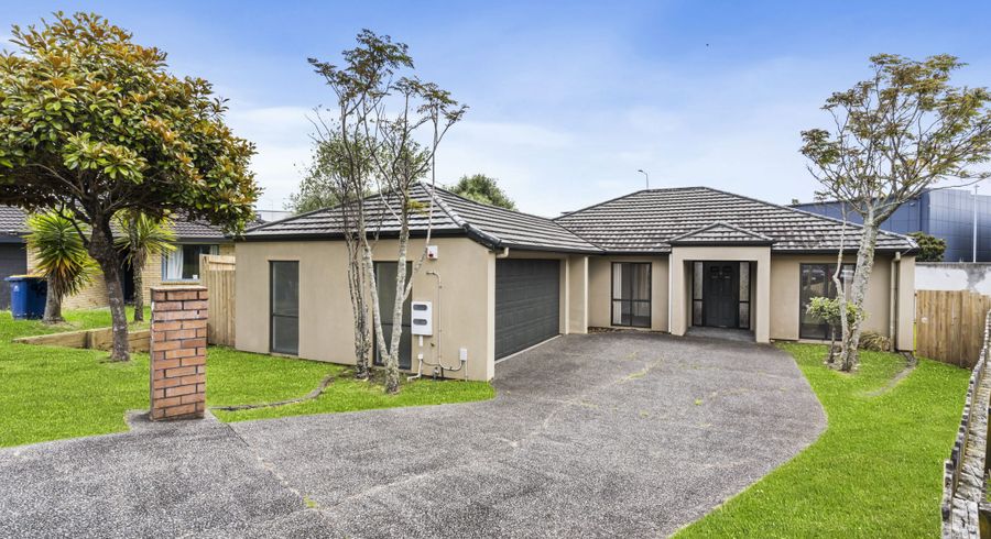  at 92 Bluebird Crescent, Unsworth Heights, Auckland