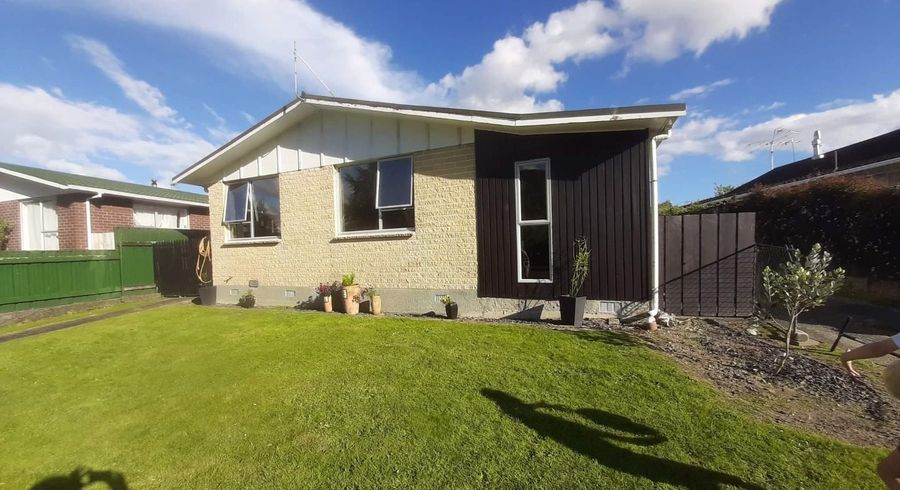  at 77 Pasadena Cres, Totara Park, Manukau City, Auckland