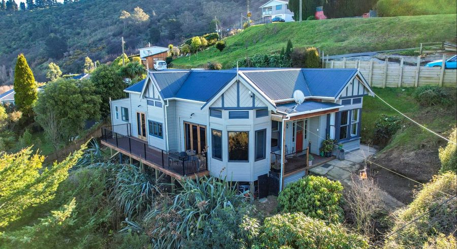  at 7 Manuka Street, Ravensbourne, Dunedin