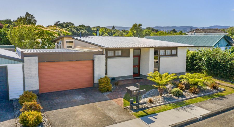  at 3 Parera Grove, Heretaunga, Upper Hutt