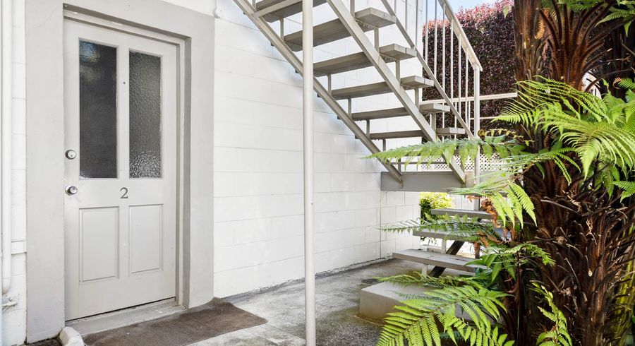  at 2/18 Hackett Street, Ponsonby, Auckland