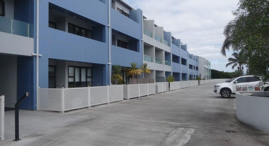  at 220/3 Morningside Drive, Kingsland, Auckland City, Auckland