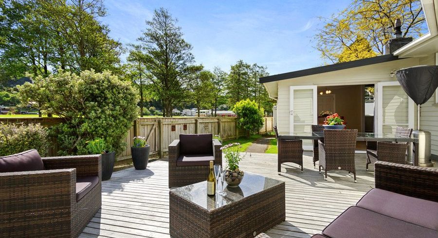  at 260 Stokes Valley Road, Stokes Valley, Lower Hutt