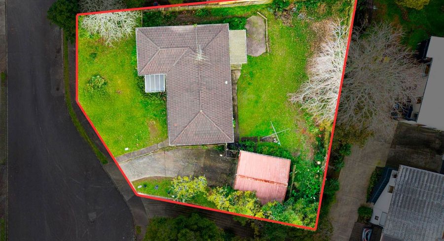  at 8 Newstead Avenue, Browns Bay, North Shore City, Auckland