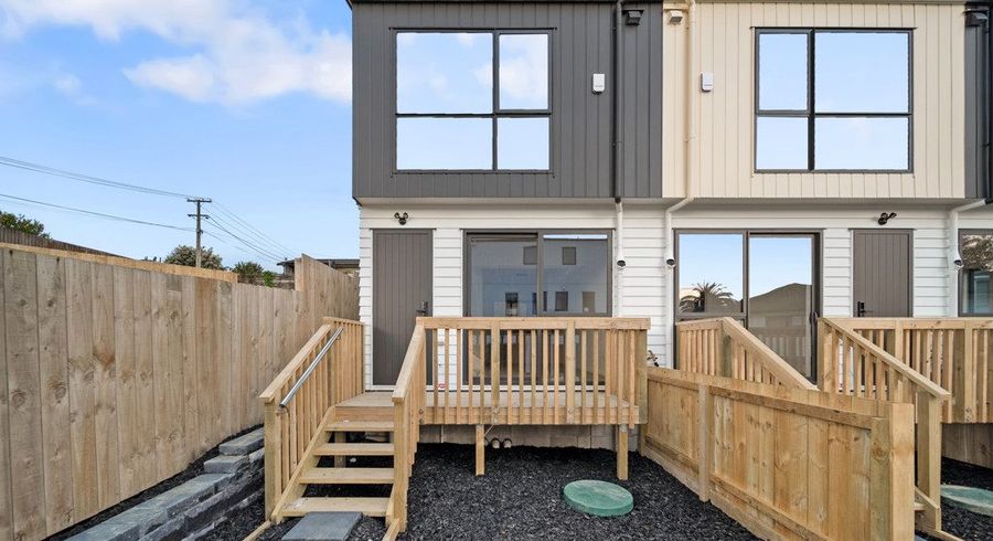  at 6/17 Sunnyfield Crescent, Glenfield, North Shore City, Auckland