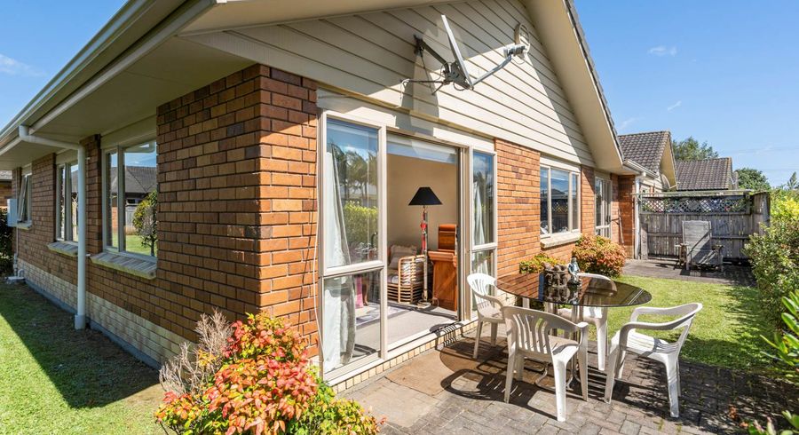  at 27/1 Piriti Drive, Te Atatu Peninsula, Auckland