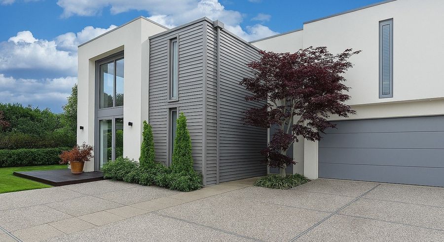  at 10 Garreg Road, Fendalton, Christchurch City, Canterbury