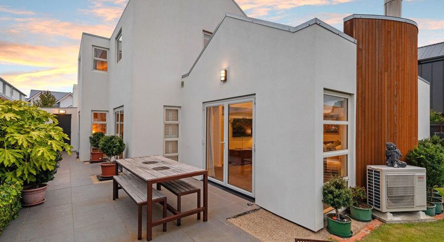  at 1/10 Naseby Street, Merivale, Christchurch City, Canterbury