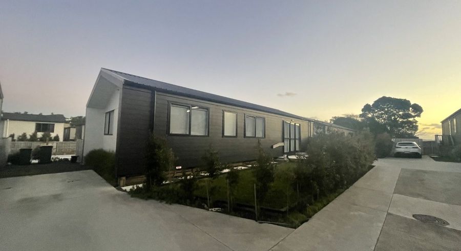  at 2/143 Bucklands Beach Road, Bucklands Beach, Manukau City, Auckland