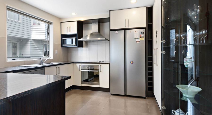  at 4/6 Islington Aven, New Lynn, Waitakere City, Auckland