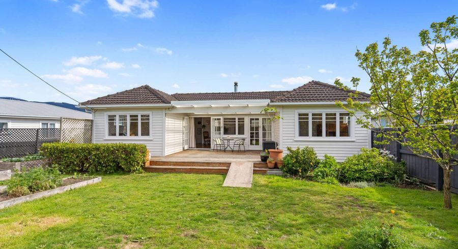  at 1/111 Parkers Road, Tahunanui, Nelson, Nelson / Tasman
