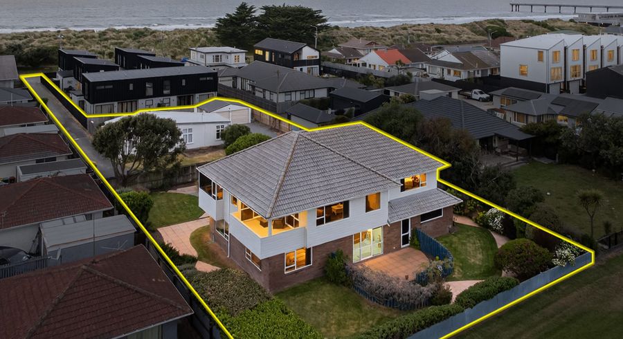  at 162 Marine Parade, New Brighton, Christchurch City, Canterbury