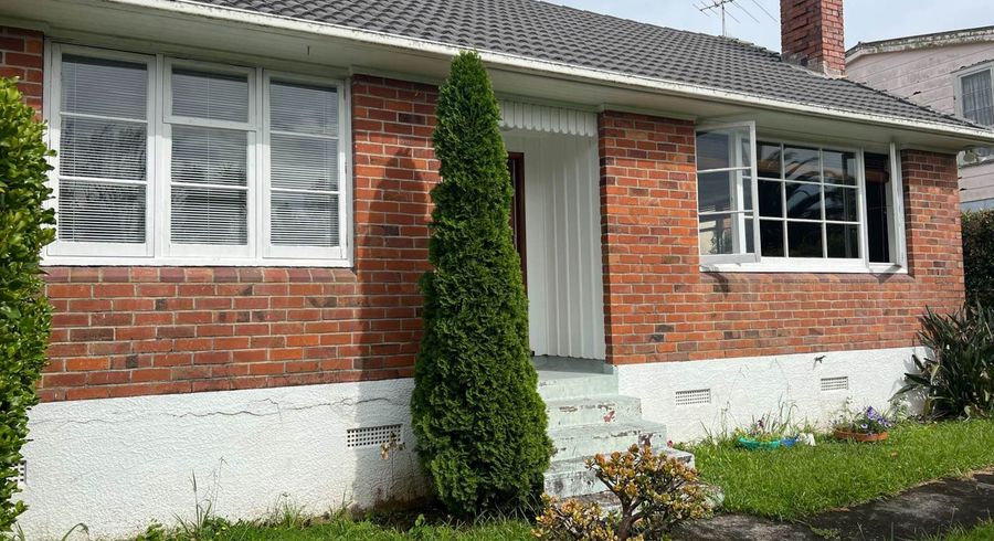  at 38 Te Arawa Street, Orakei, Auckland City, Auckland