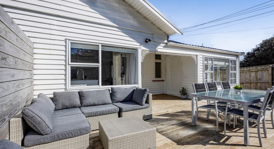  at 2 Moana Crescent, Blagdon, New Plymouth, Taranaki