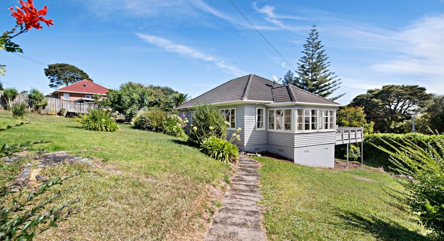  at 1 Simmonds Avenue, Three Kings, Auckland City, Auckland