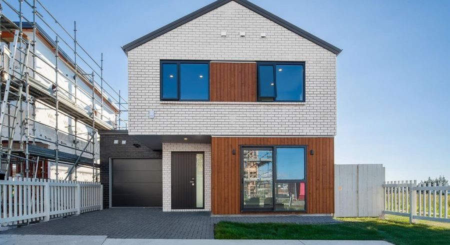  at 8 Taipahitini Road, Karaka, Franklin, Auckland