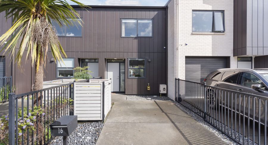  at 16 Rorida Lane, Flat Bush, Manukau City, Auckland