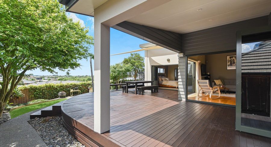  at 82 Brymer Road, Grandview Heights, Hamilton