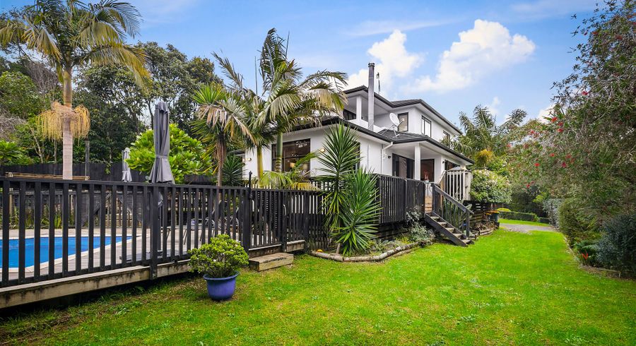  at 12B Kimberly Grove, Greenhithe, Auckland