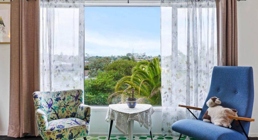  at 1/66 Cockayne Crescent, Sunnynook, North Shore City, Auckland