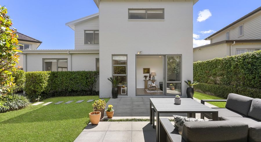  at 86 Barbarich Drive, Stonefields, Auckland