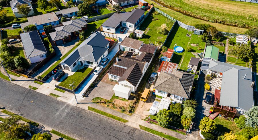  at 60 Hyde Street, Wainuiomata, Lower Hutt