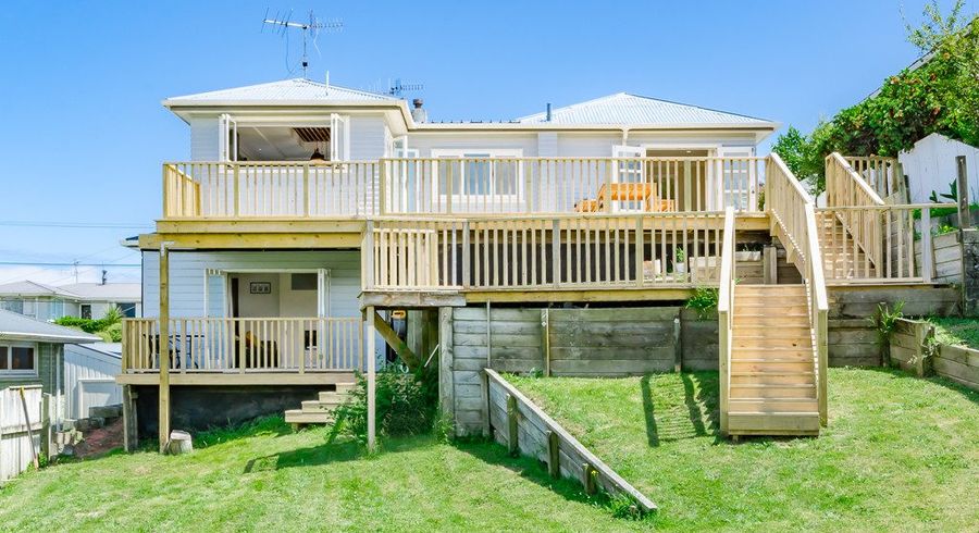  at 12 Gray Avenue, Paraparaumu Beach, Paraparaumu