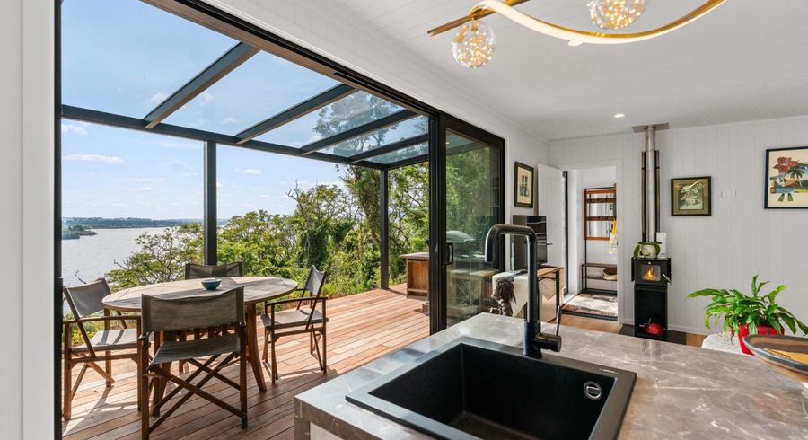  at 29 Parawera Drive, Acacia Bay, Taupo, Waikato