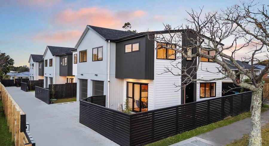  at 37A Flanshaw Road, Te Atatu South, Waitakere City, Auckland