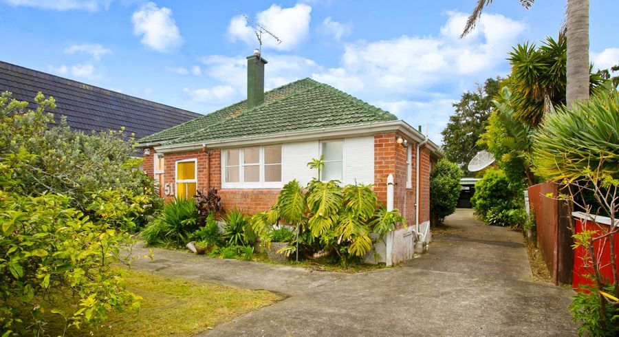  at 51 Renfrew Avenue, Sandringham, Auckland