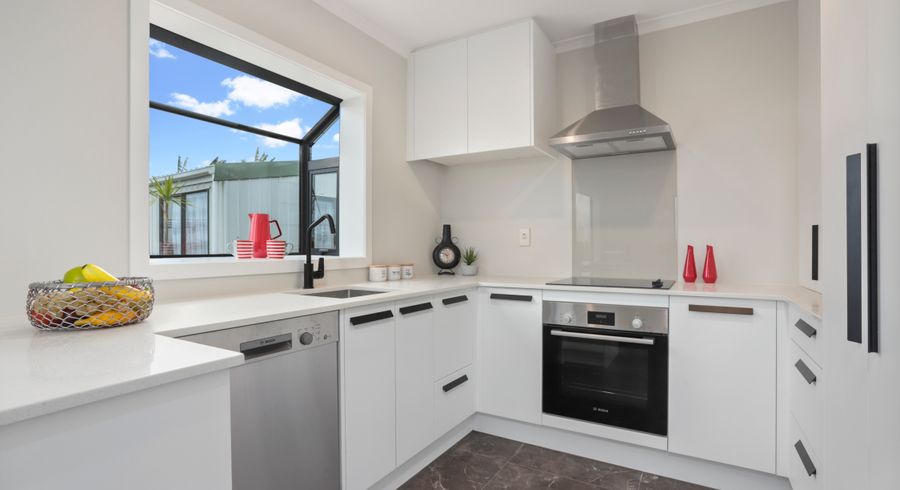  at 231 Hepburn Road, Glendene, Auckland