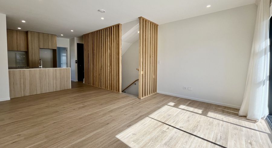  at 37 Fencible Dr, Howick, Manukau City, Auckland